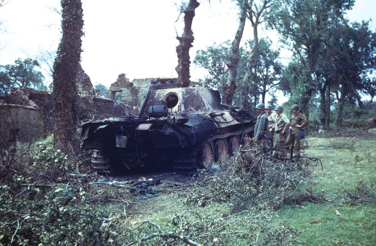 Tanques destruidos cerca de St. Gilles, o quizás Hambye, Francia