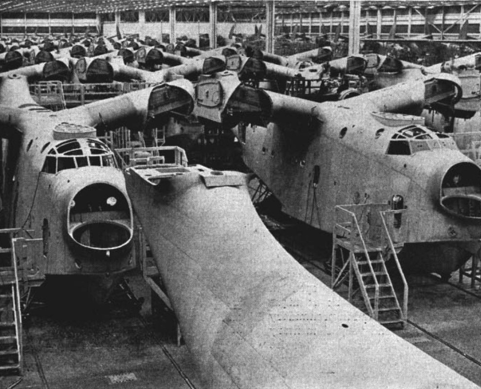 Linea de producción del Martin PBM-3-5 Mariner en Baltimore, Maryland, USA en 1944