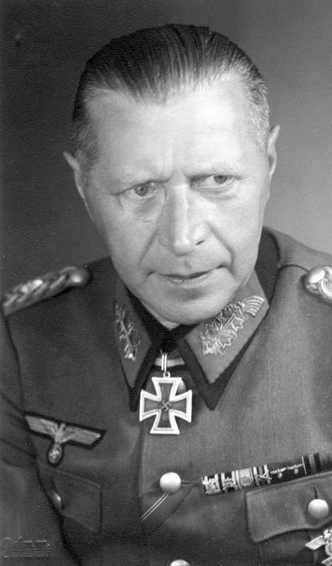 General de Artillería Helmuth Weidling