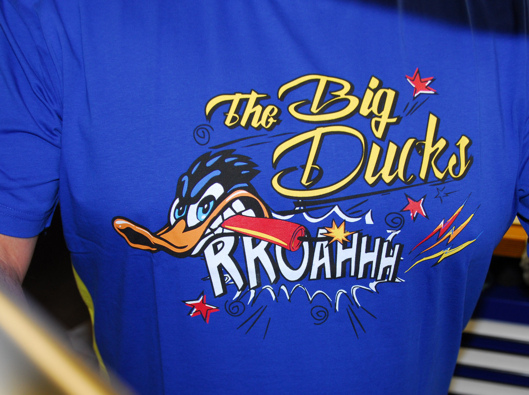 The BIG DUCKS Team Shirt M, kobaltblau