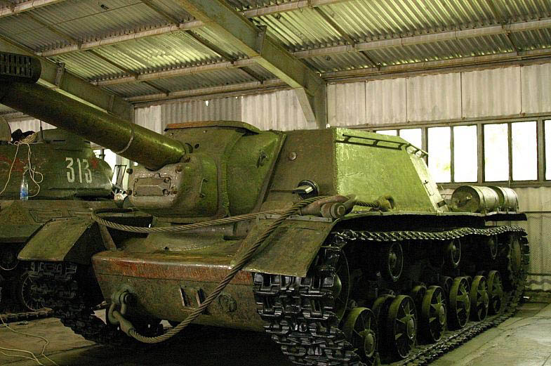 SU-152 conservado en el Kubinka Tank Museum, Rusia