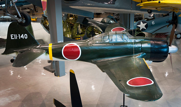 Mitsubishi A6M Zero Nº de Serie 5450 EII-140 está en exhibición en el National Museum Of Naval Aviation en Pensacola, Florida