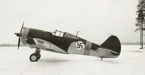 Curtiss Hawk 75A-3 capturado para la Fuerza AÃ©rea Finlandesa, febrero de 1943