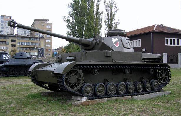 PzKpfw IV Ausf. J conservado en el National Museum of Military History, Sofia, Bulgaria 
