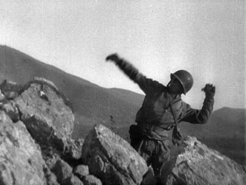 Una escena del documental que John Huston rodó en el frente italiano