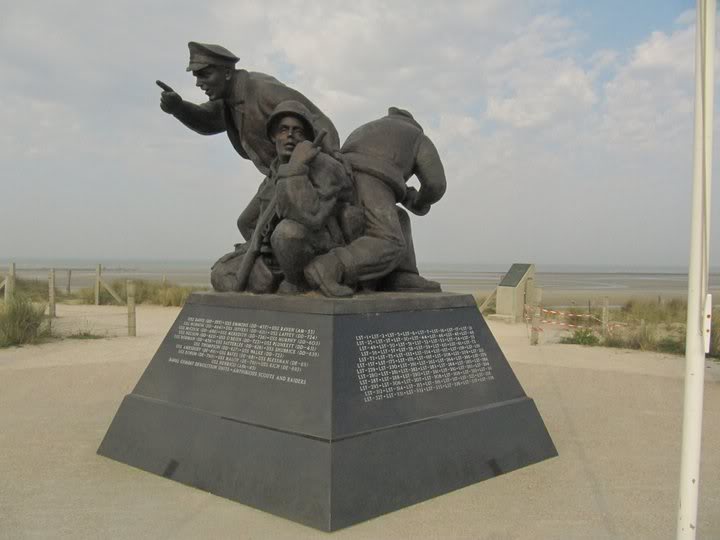 Monumento en Playa Utah