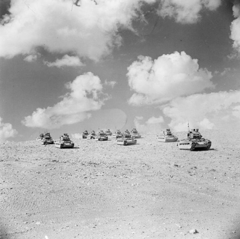 Grupo de carros Matilda II durante la operación
