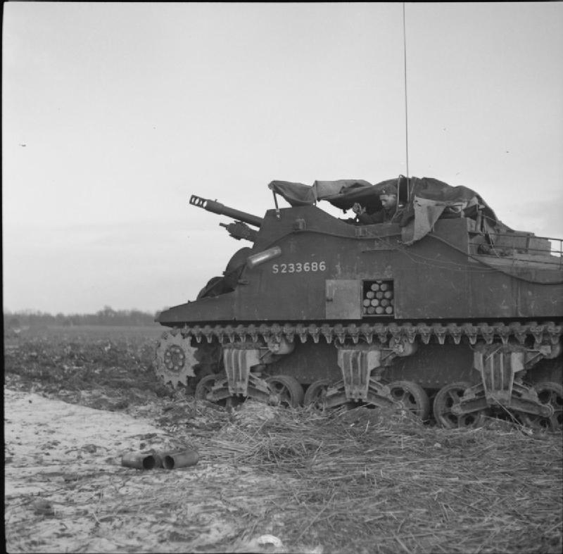 Sexton perteneciente al 5th Royal Horse Artillery en Bakenhoven, norte de Sittard, 31 de Diciembre de 1944 Sexton perteneciente al 5th Royal Horse Artillery en Bakenhoven, norte de Sittard, 31 de Diciembre de 1944