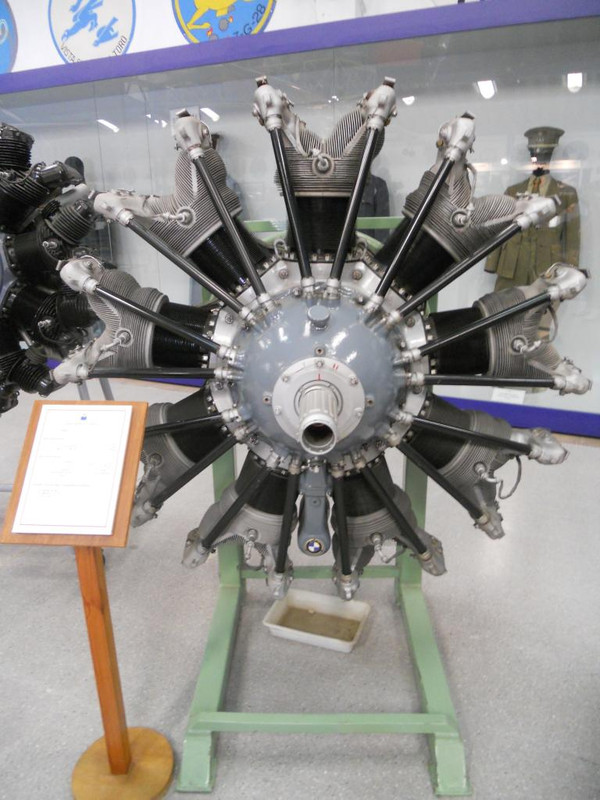 Motor expuesto en el museo de aviación de Cuatro Vientos