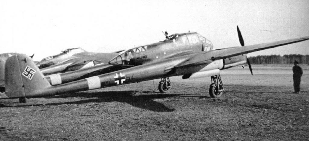 Un Focke Wulf Fw 189 Stammkennzeichen DL SZ en Helsinki, en 1942