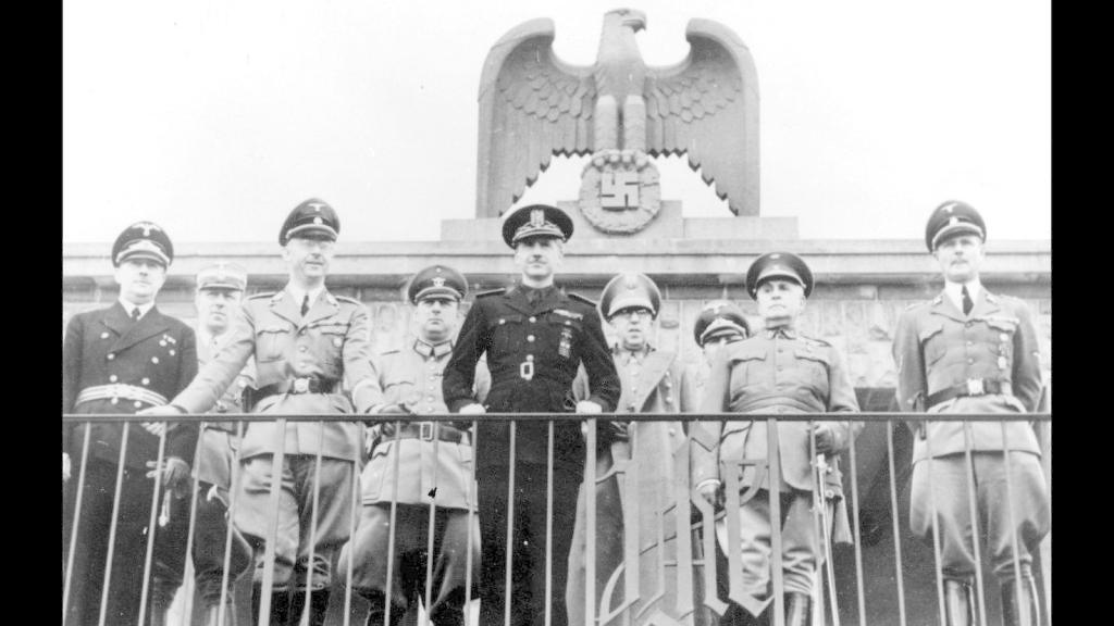 Serrano Suñer, ministro del Interior español, fue el invitado de Heinrich Himmler, jefe de la Gestapo alemana