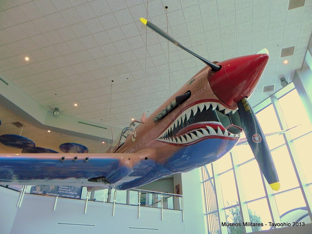 Curtiss P-40N Warhawk - Air Zoo Museum