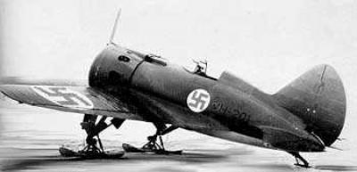 Desde 1918 hasta 1945 la Fuerza Aérea Finlandesa empleó la esvástica