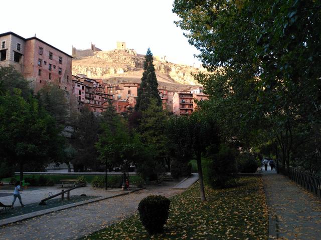 DE PUENTE POR LA SIERRA DE ALBARRACÍN, TERUEL Y ALREDEDORES CON NIÑOS - Blogs of Spain - 7 horas en Albarracín y diario de un topo (acueducto romano Gea-Albarracín) (28)