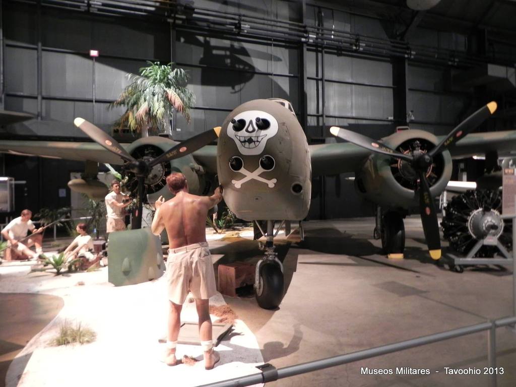 Diorama del Douglas A-20G Havoc en una isla del Pacífico. WWII - National Museum of the USAF