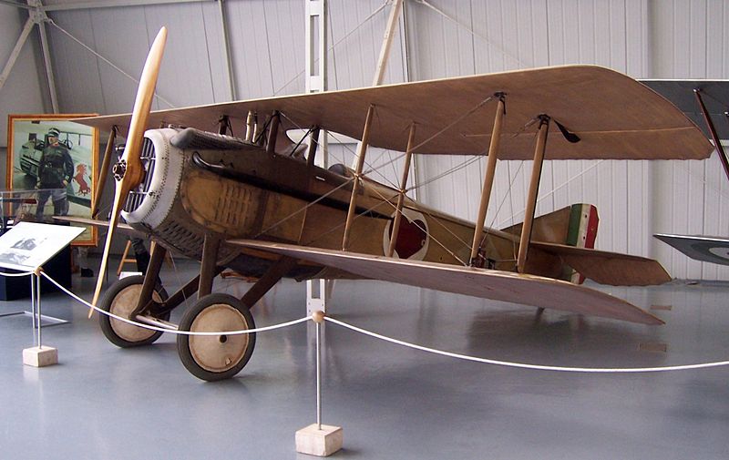 SPAD S.VII del Piloto Italiano Ernesto Cabruna, conservado en el Museo storico dellAeronautica Militare di Vigna di Valle