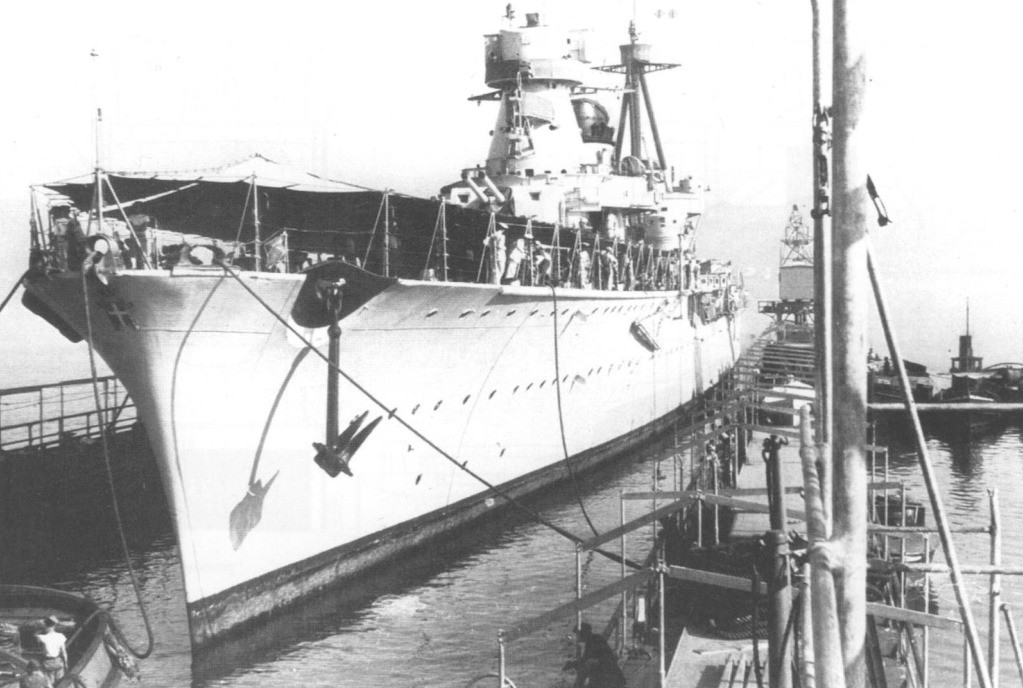 El RMI Muzio Attendolo en el Puerto de La Spezia en agosto de 1936