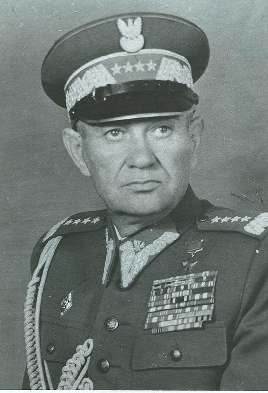 Teniente General Stanislav Poplavsky