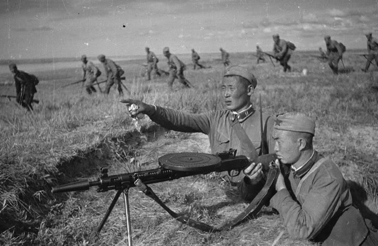 Soldados mongoles en Khalkhin-Gol
