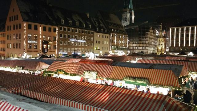 Núremberg, de ciudad Imperal a ciudad de la Navidad - Blogs of Germany - Paseos entre la historia y las calles de Núremberg I (85)