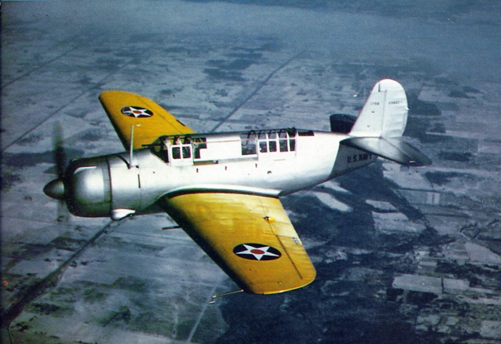 Prototipo Curtiss XSB2C Helldiver en su primer vuelo