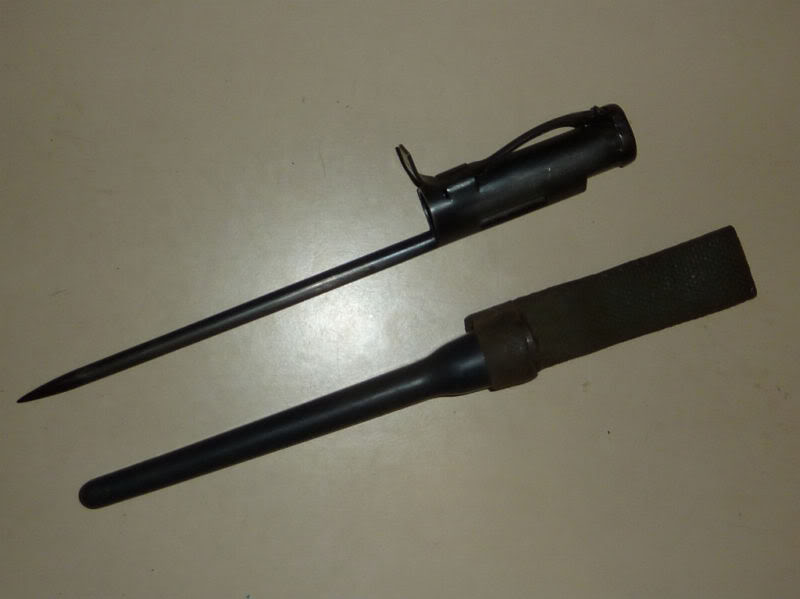 Bayoneta fabricada especialmente para la Sten