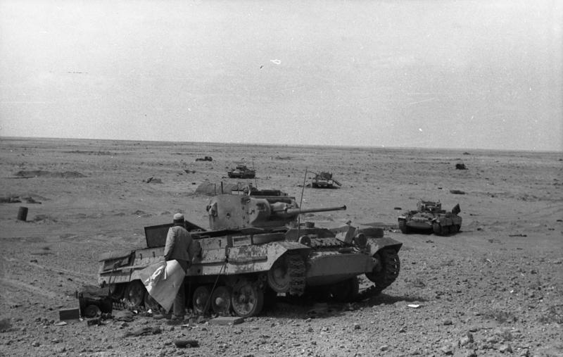 Tanques británicos destruidos sobre el campo de batalla