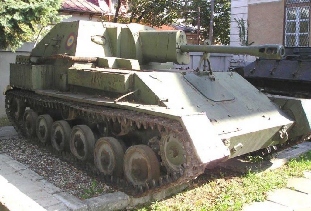 SU-76M conservado en el Muzeul Militar National, Bucarest, Rumanía