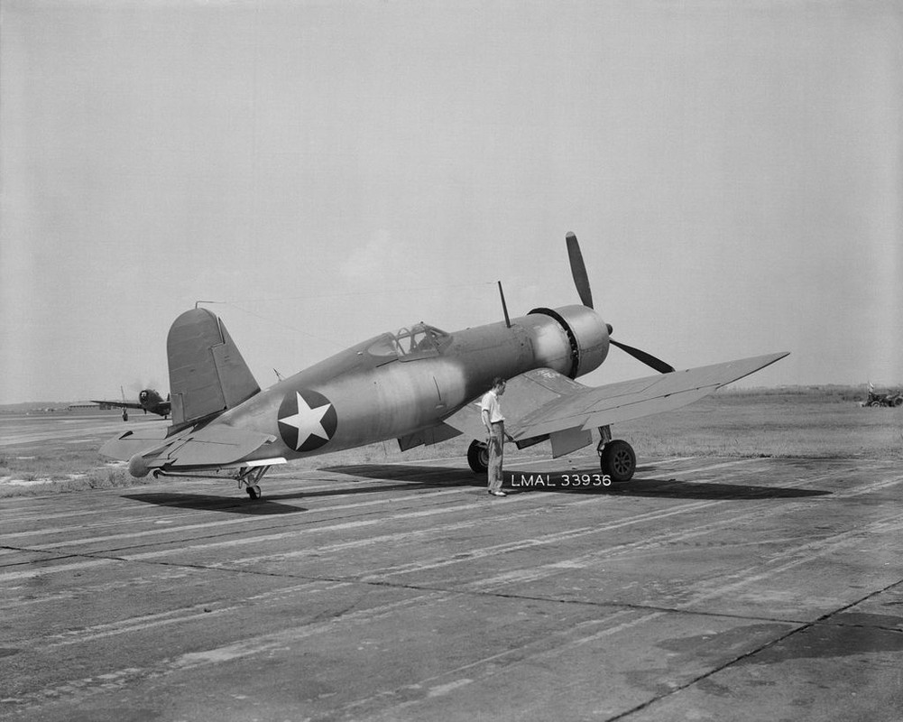 Uno de los primeros F4U-1