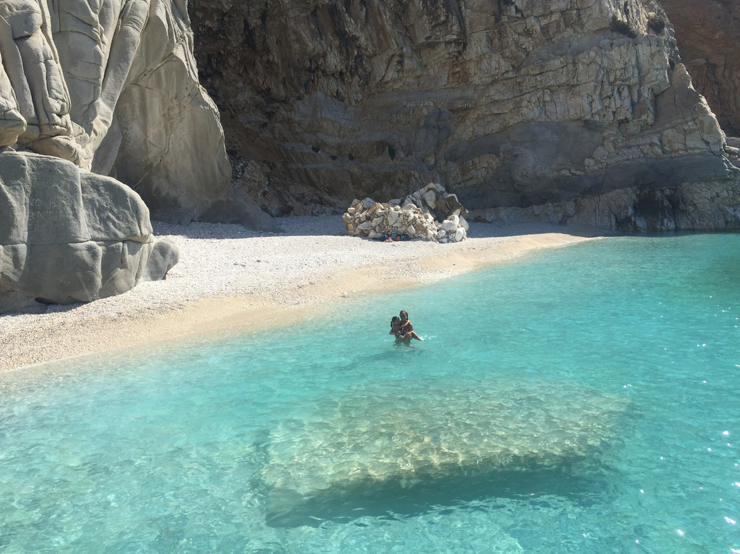 Azuleando la vida: Patmos, Lipsi e Ikaria - Blogs de Grecia - Azuleando en las mejores aguas para decir adios (1)