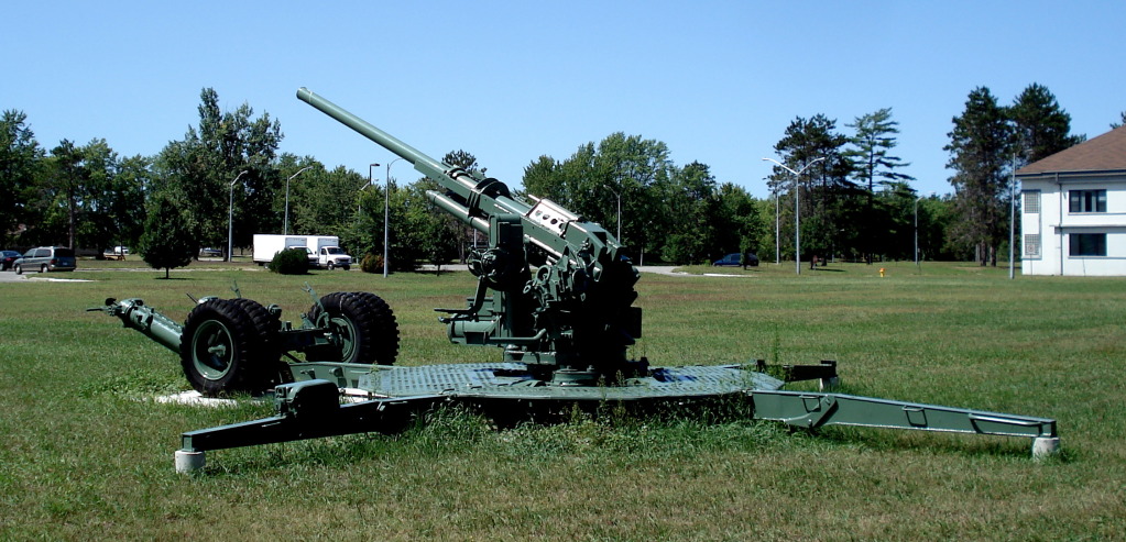 Un 90 mm M1 en la Base CFB Borden, Ontario, Canadá