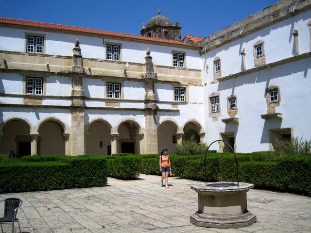 Roteiro dos Mosteiros (Tomar, Batalha y Alcobaça) y mercado medieval de Óbidos. - Experiencias entre Ruas Lisboetas, históricas Villas y bellos Monasterios. (14)