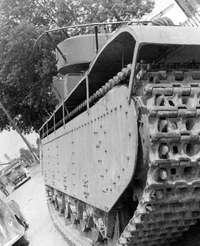 Primer plano de un T-35 destruido