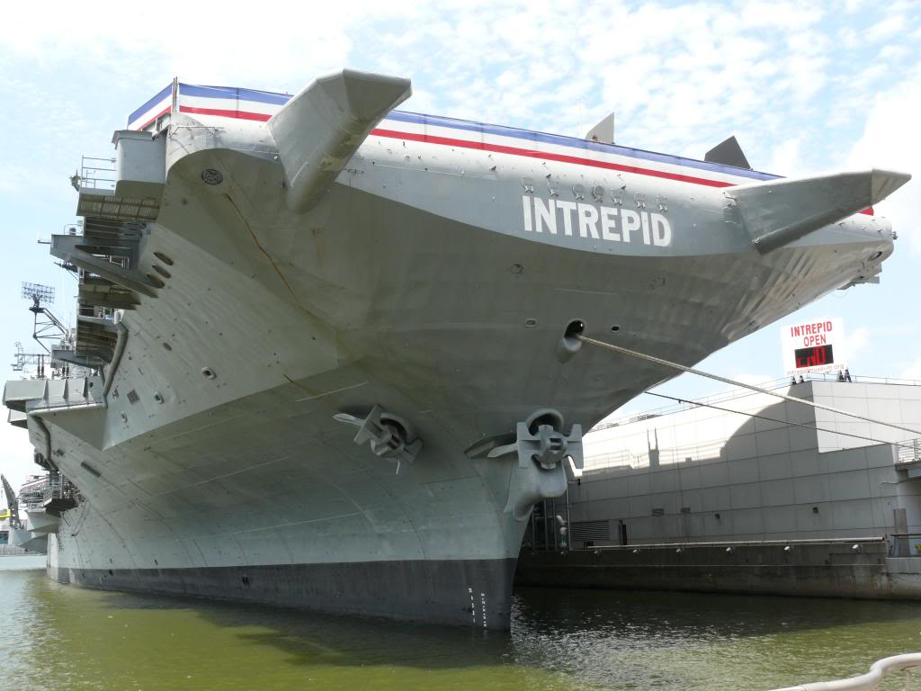 Vista del Buque Museo USS Intrepid