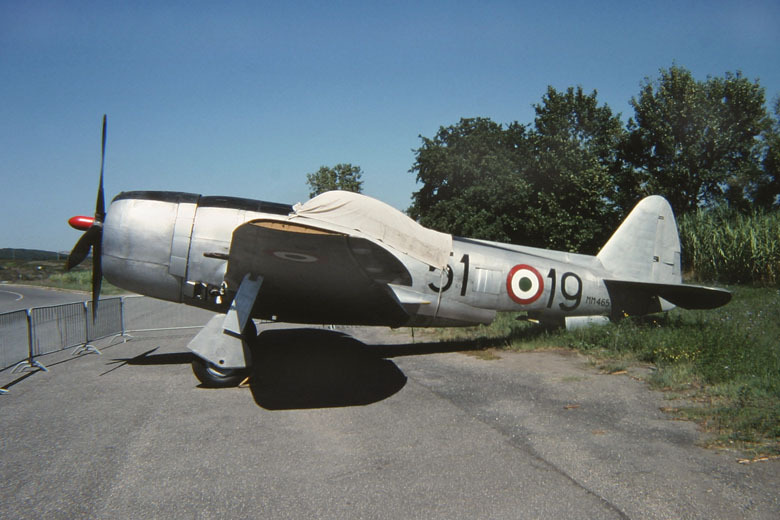 Republic P-47D Thunderbolt Nº de Serie 44-89746 conservado en el Il Museo storico dell Aeronautica Militare di Vigna di Valle en Bracciano, Roma