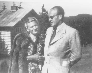 Emilie y Oskar Schindler en 1946