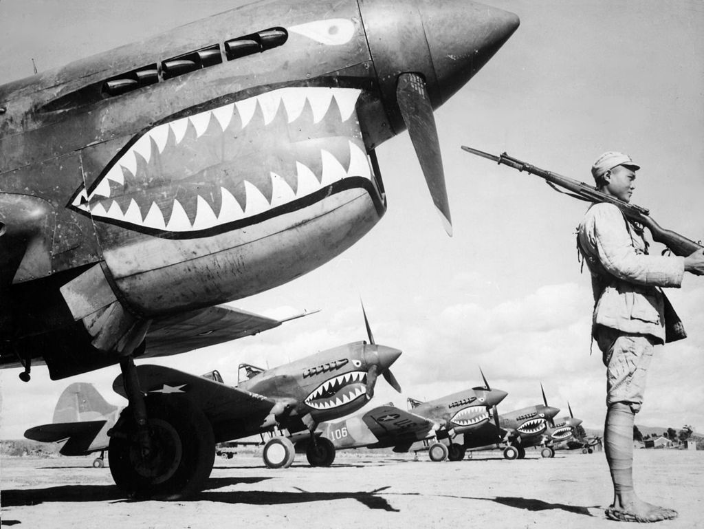 Formación de P-40 de los Tigres Voladores