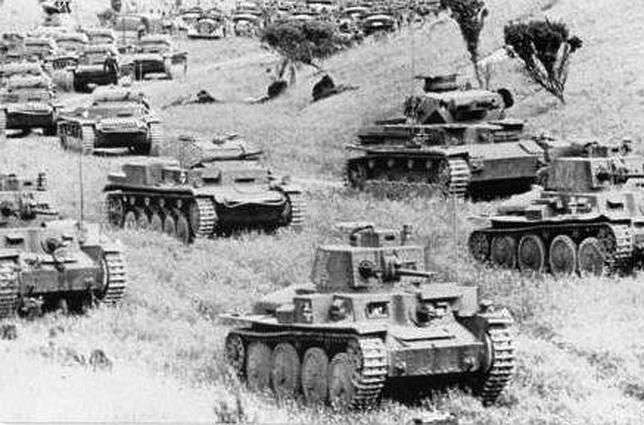 Unidades formadas fundamentalmente por carros ligeros Panzer II serían protagonistas de los primeros éxitos de la blitzkrieg