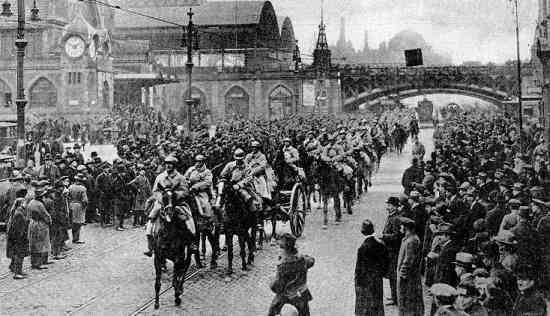 Inicio de la ocupación del Ruhr por tropas francesas
