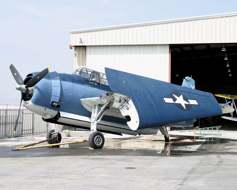 Grumman TBM-3E Avenger Nº de Serie 91264 conservado en el Planes of Fame en Chino, California