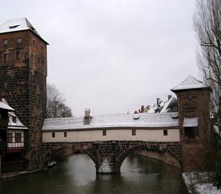 Núremberg, de ciudad Imperal a ciudad de la Navidad - Blogs de Alemania - Paseos entre la historia y las calles de Núremberg I (36)