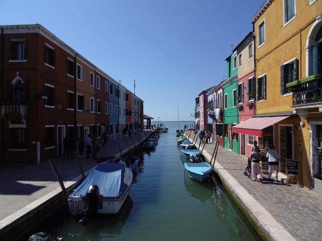 Disfrutando de Venecia una semana con niños - Blogs de Italia - Saltando las islas: Burano, Torcello, Lido. Castelo (5)