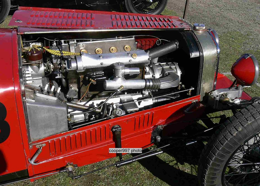 2017_VSCC_RR_HC_Lombard_engine.jpg