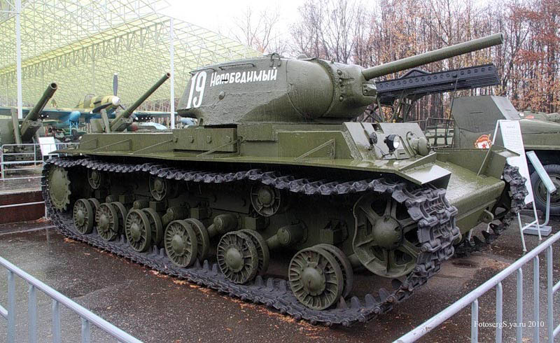KV-1S conservado en el Central Armed Forces Museum, Moscú, Rusia