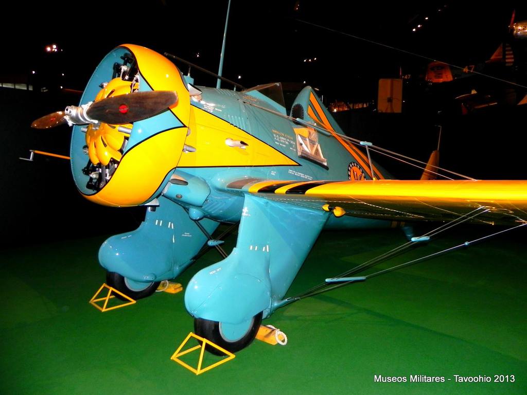 Reproducción de un Boeing P-26A Peashooter hecho de acuerdo a los planos originales de la Boeing