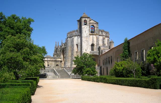 Roteiro dos Mosteiros (Tomar, Batalha y Alcobaça) y mercado medieval de Óbidos. - Experiencias entre Ruas Lisboetas, históricas Villas y bellos Monasterios. (1)