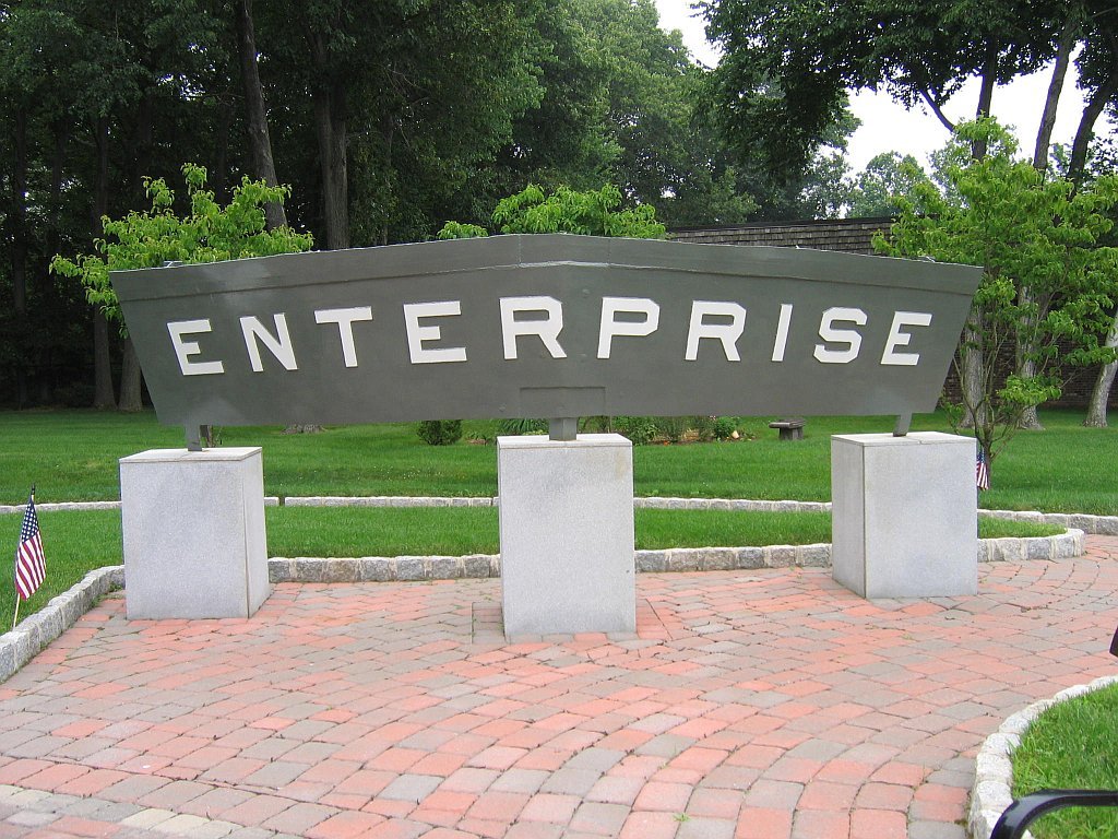 Nombre del Casco del USS USS Enterprise conservado en River Vale, Nueva Jersey
