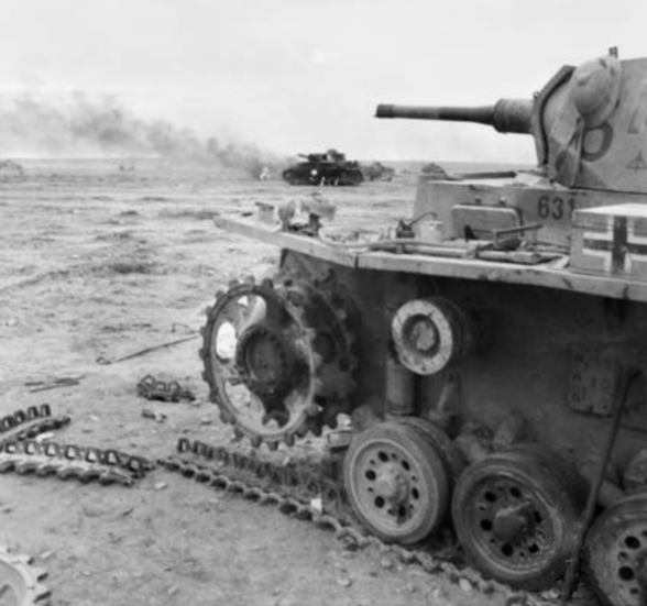 Un Panzer III Ausf. H destruido perteneciente al 15th Panzerdivision