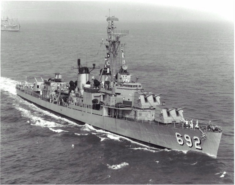 USS Allen M. Sumner DD-692